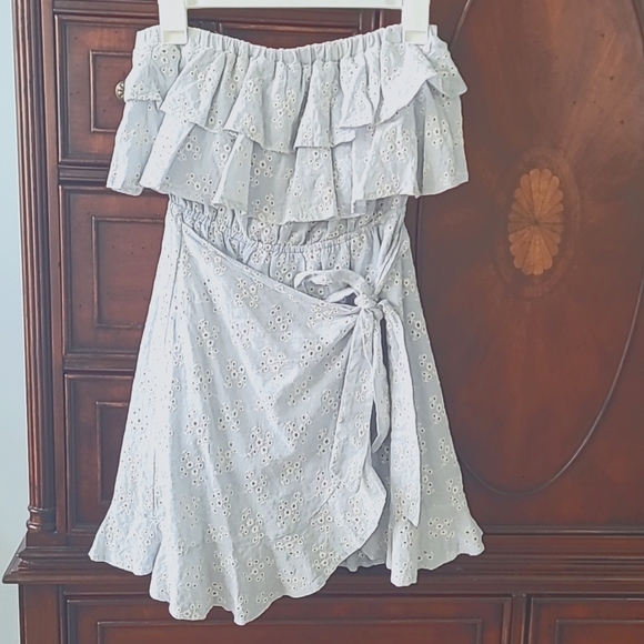 Light Blue Eyelet Mini Wrap Dress Size Small - Picture 1 of 4
